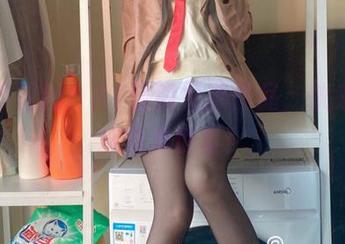绝对不花钱！AT鲨的女孩作品，快来围观这免费惊喜！