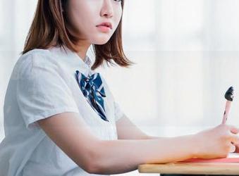 BoLoli菠萝社 – 一瞥校园体操服的私房原图，王语纯教你如何优雅地运动