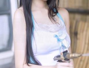 GIRLT果团网 – 最新！松果儿的红裙作品，连风都羡慕得直吹，太有氛围了！