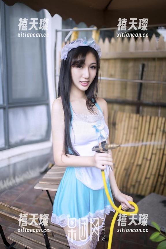 GIRLT果团网 - 最新！松果儿的红裙作品，连风都羡慕得直吹，太有氛围了！