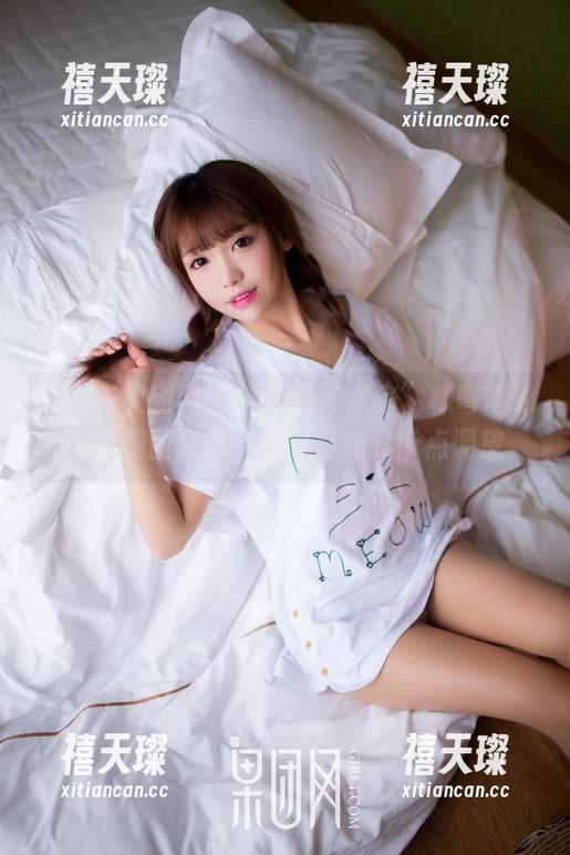 GIRLT果团网 - “澡堂艺术家”林弯弯的浴室美图分享，极致简约又带点调皮
