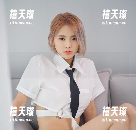 翻阅Hyoyeon(김효연)的Kawaii图册，保姆级的可爱来袭！