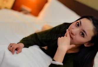 PANS – 你敢信！紫萱这组圣诞写真原图是2014年拍的？时代在变，她怎么越拍越美！