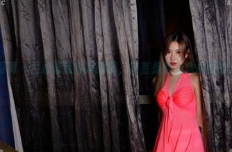 PANS写真 – 兰心泳装私房原图，简直是对泳池水面的无尽想象。
