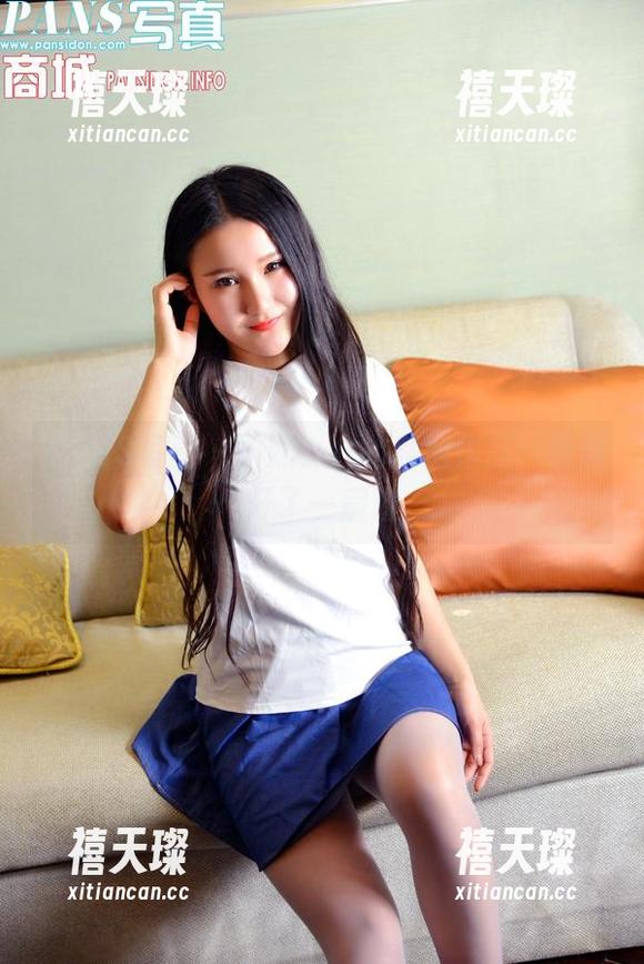 PANS写真 - 学妹小九的私房作品，偷偷开了一扇窗