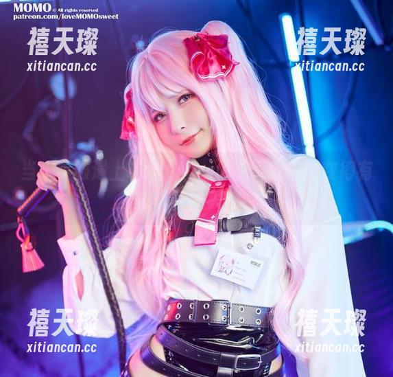 当水手服遇上SayoMomo，写真瞬间变得有趣又撩人！