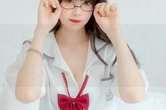 Tina很妖孽呀与礼服的奇妙邂逅，作品变得生动，资源却依然神秘，真是玩味无穷。