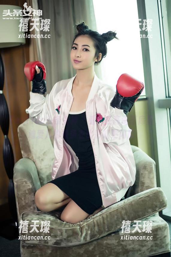 TouTiao头条女神-迪爱儿 TouTiao头条女神 - 看!在高清图库里,迪爱儿的星条衣比彩虹更闪耀!
