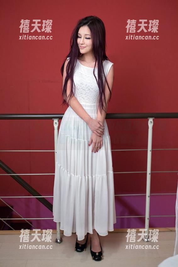 TuiGirl - 这就是你想要的校服风格？胡允儿的图片分享等得心痒痒！
