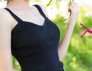 UGirls尤果网 – 精选曾嘉琪的温柔瞬间：仿佛回到了初夏的午后