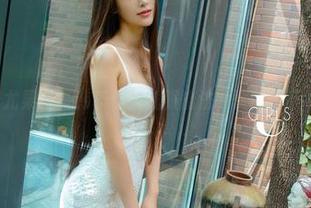 UGirls尤果网 – 韩乐优的礼服魔法，更新一下心情吧！