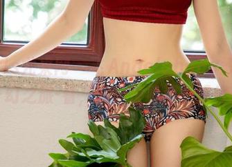 UGirls尤果网 – 飞Angelababy教室的奇幻之旅-看，看，快看那些照片！