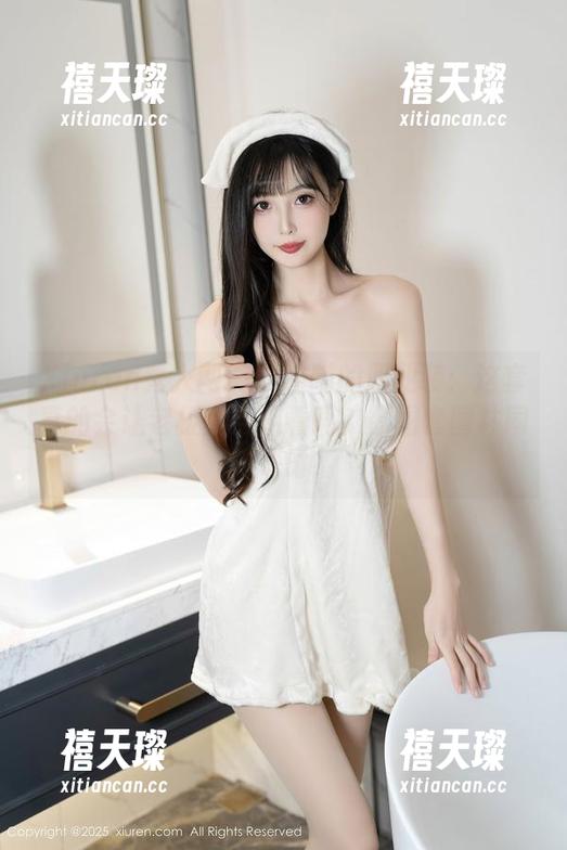 Xiuren秀人网 - 奶喵喵的职业装：这套真的会让老板刮目相看吗？原图套图共同来探讨！