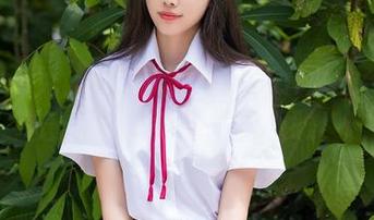 Xiuren秀人网 – 蕊蕊ruirui女王带你游览：精选美图，别眨眼！