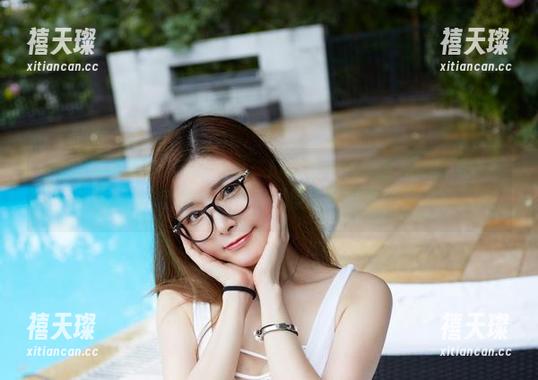 YouWu尤物馆 - 作品评论：FoxYini孟狐狸在体操服中优雅翻滚，究竟是体操还是诱惑？