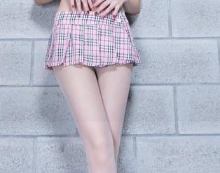 beautyleg – Lola与她的长腿：最美的壁纸竟然在我手机上！