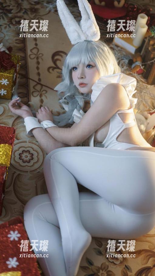 高清写真里，yuuhui玉汇(kokuhui)的长腿告诉你：低头的都是短腿！