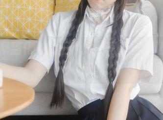 当不呆猫化身女王，她的写真合集让人想入非非
