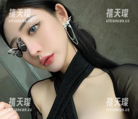 不爱笑的赛琳 微密圈 - 不爱笑的赛琳与粉色的情侣故事:这些照片好像在轻声细语。