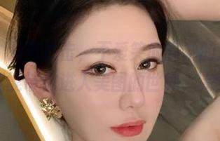 微密圈 – 只需点击，不爱笑的赛琳的渔网带钻连体袜就能带你进入美图的世界，完全免费！