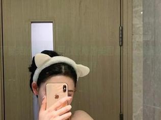 微密圈 – 不爱笑的赛琳：用心看她的美图精选，保准你会被她的魅力闪瞎！