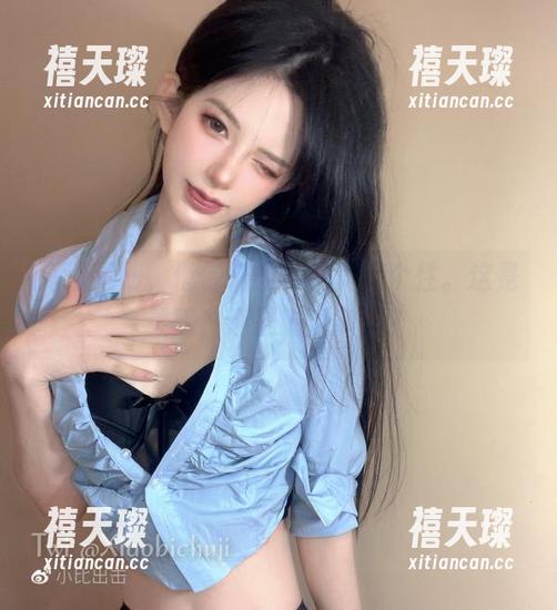 高清图册，倦倦喵的礼服真有个性。这是灵感，还是缺乏审美？