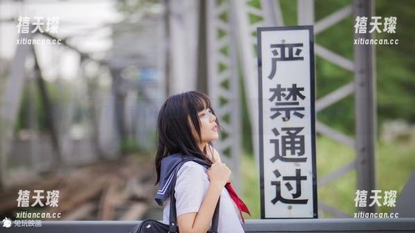 兔玩映画：下课后趴桌子的心动瞬间作品，一不小心就被撩到了！
