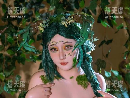 福利图片：咔喵KANEKO带你领略约尔太太兔女郎的魅力，真是看得我心痒痒。