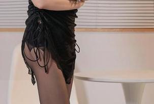 咬一口兔娘的写真系列：这套装简直像是魔法，让萌变得无处不在！