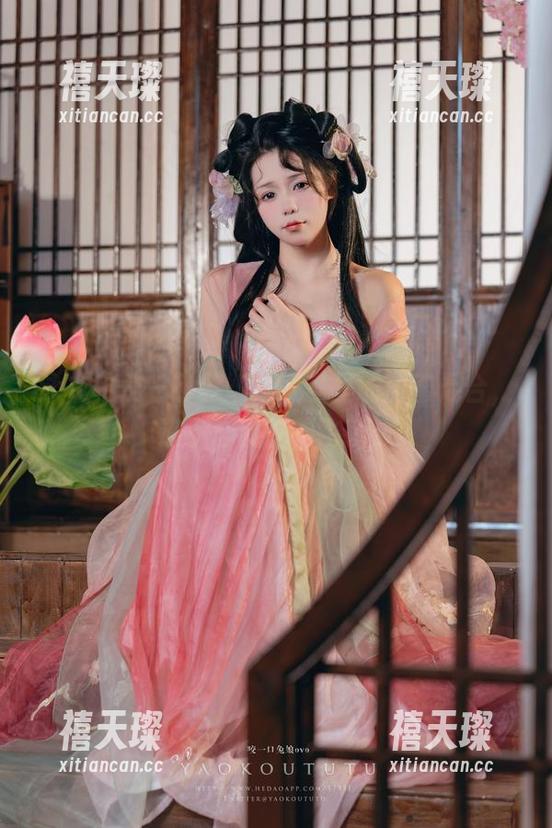 泳衣和咬一口兔娘，网盘里的甜蜜混合，连小心脏都要飞了！