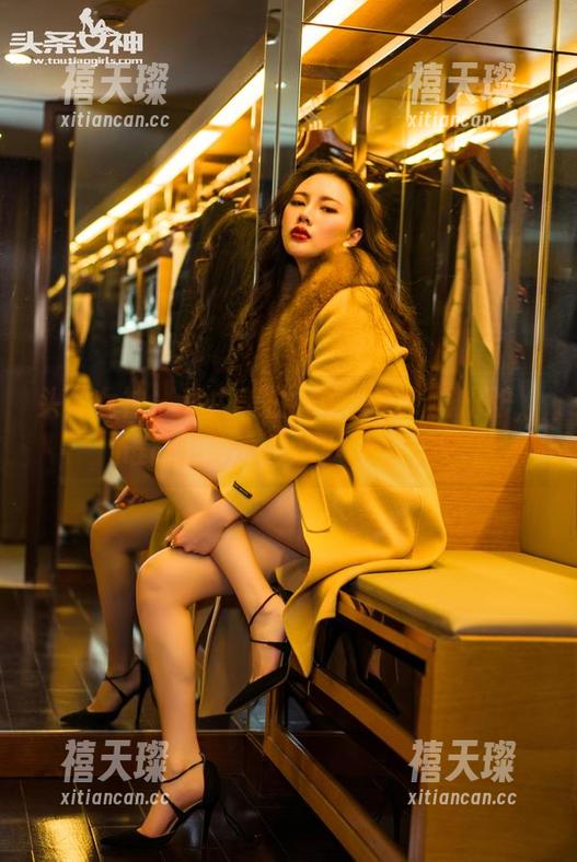 头条女神 - 李由美白衬衫套图新鲜出炉，谁能拒绝这样的小清新呢？