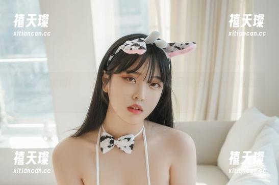 哈哈，宋哈娜(송하나)和她的BLUECAKE圣诞公仔——真是成就我对生活的小小幻想！