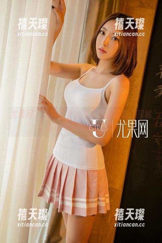 尤果网 - 倪叶腾学姐的高清作品集：探秘那抹悄然绽放的光影
