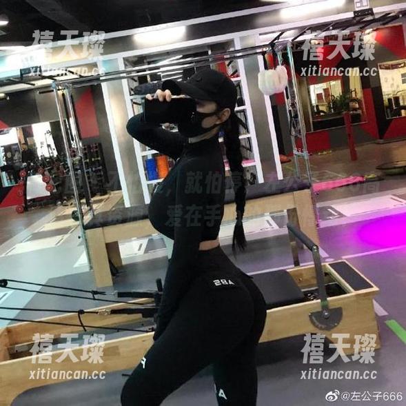 微密圈 - 不怕慢，就怕停！左公子666高清写真资源，爱在手心的那份悸动！