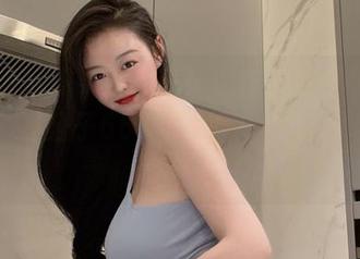 微密圈 – 如果空姐都长这样，谁还敢坐经济舱？左公子666写真合集下载，绝对惊喜！