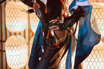 最新揭秘！希希_啾的泳池写真，真的让人怀疑她是否住在水里？