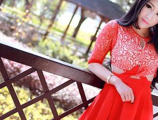 推女神 – 谭晓彤婚纱实录：求婚、求生和求你点赞的作品集