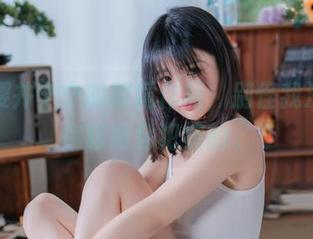 下载樱井宁宁的眼镜作品，别怪我没提醒你眼睛会犯痴的。