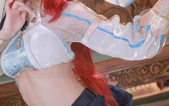 看！水淼aqua的个人造型：黑色蕾丝和服+内衣，免费作品好像有点上头？