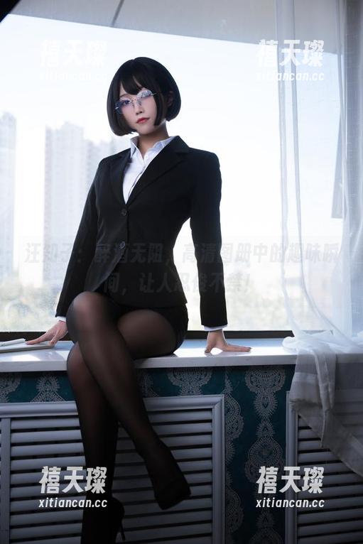 汪知子：醉酒无阻，高清图册中的趣味瞬间，让人忍俊不禁！