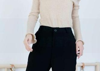 物恋传媒 – 岚岚的定制制服作品，谁需要标准答案？