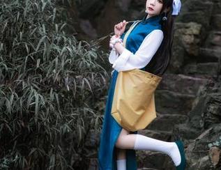 看王胖胖u穿Dva比基尼的私房写真，脑袋里突然有点乱…