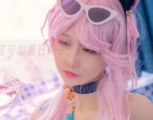 探索疾走可可的夏日双子：这套写真像极了无法言说的冒险。
