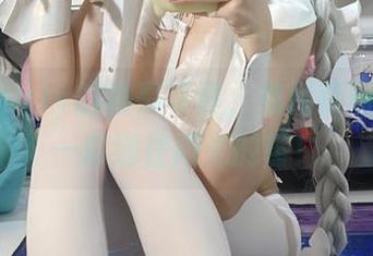 白栎Shirly的油亮写真，免费获取，打开一扇通往阳光的窗！