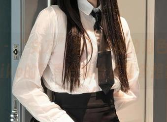 秀人网 – “女友”是个神秘的角色，七七kiko的写真合集给你更多想象