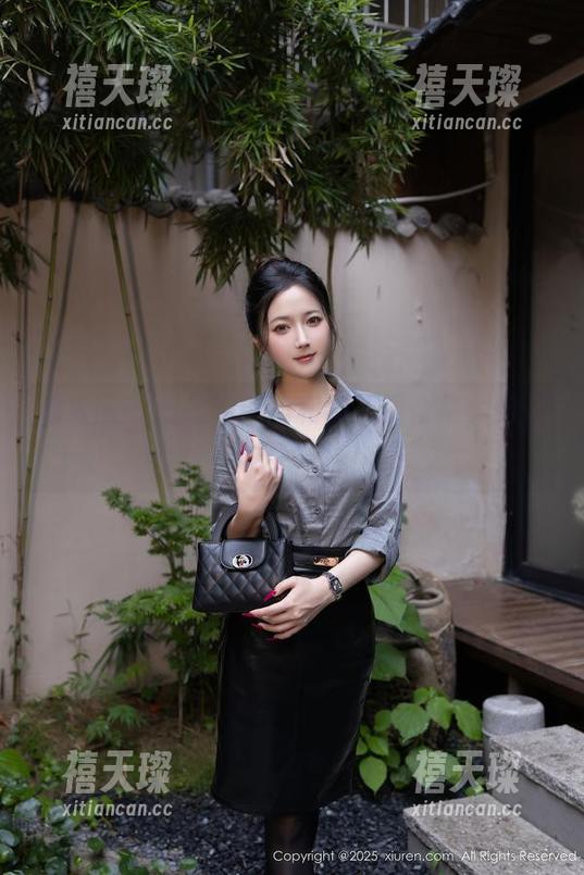 秀人网 - 揉揉肉肉的和服风情合集，像是在看梦一样！