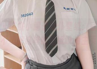 秀人网 – 樱桃小阑子女仆壁纸：就想问，有谁不想把这样的壁纸设为主页呢？