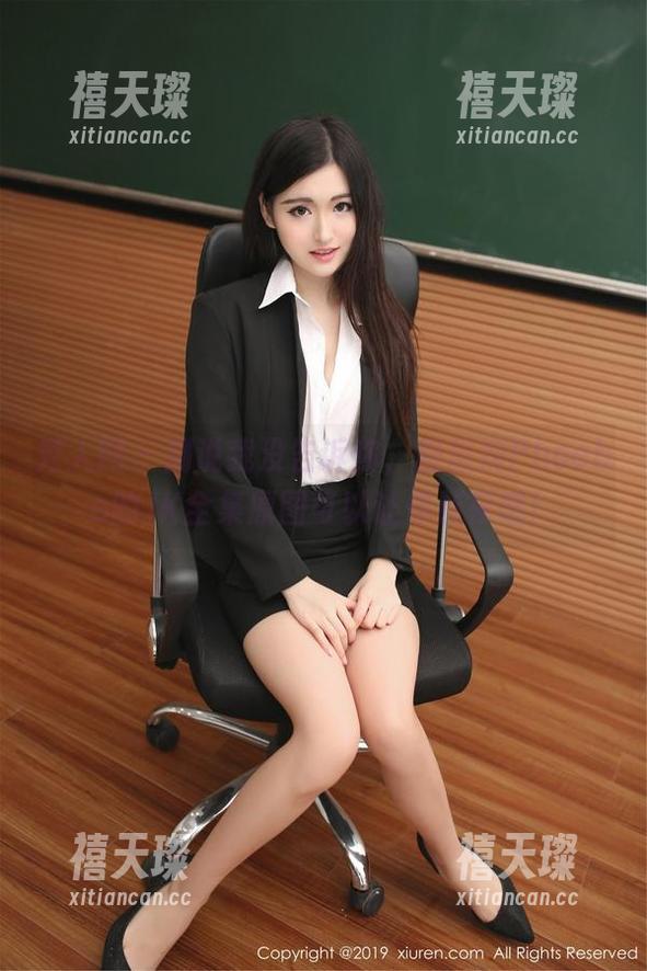 秀人网 - 别说我没告诉你，程慧娴Phoebe的JK全集原图可以让你熬夜哦！