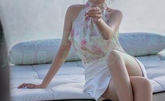 秀人网 – 当美图邂逅办公室——龙女sunny的图包，真是个意外的惊喜！