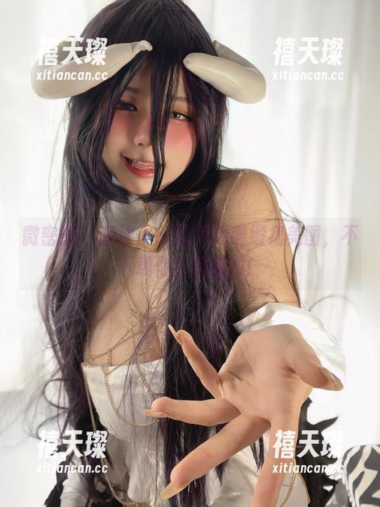 葱油饼er 微密圈 - 葱油饼er的黑色绸缎裙美图,不下载你会后悔的!